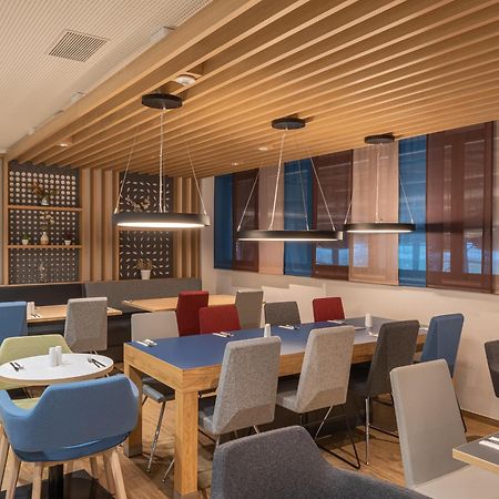 Holiday Inn Express - Hamburg South A7-As42 By Ihg إغيستورف المظهر الخارجي الصورة