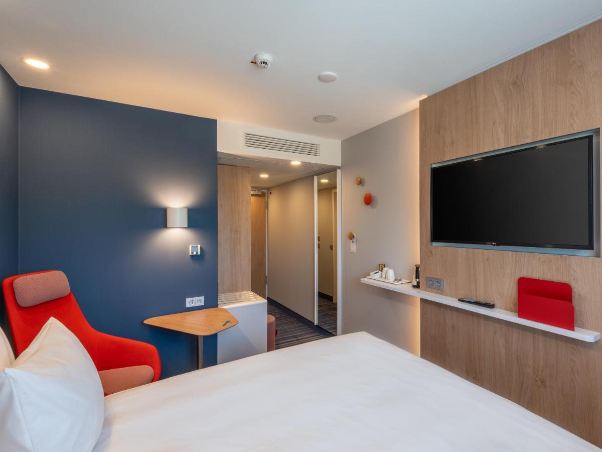 Holiday Inn Express - Hamburg South A7-As42, An Ihg Hotel إغيستورف المظهر الخارجي الصورة