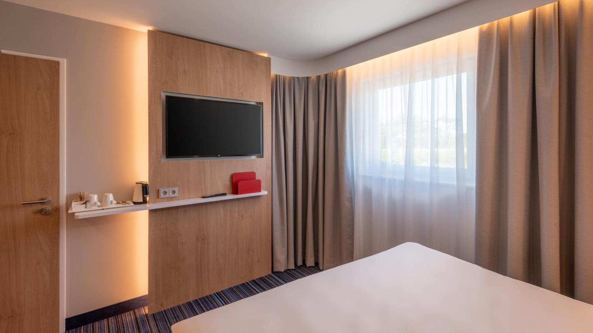 Holiday Inn Express - Hamburg South A7-As42, An Ihg Hotel إغيستورف المظهر الخارجي الصورة