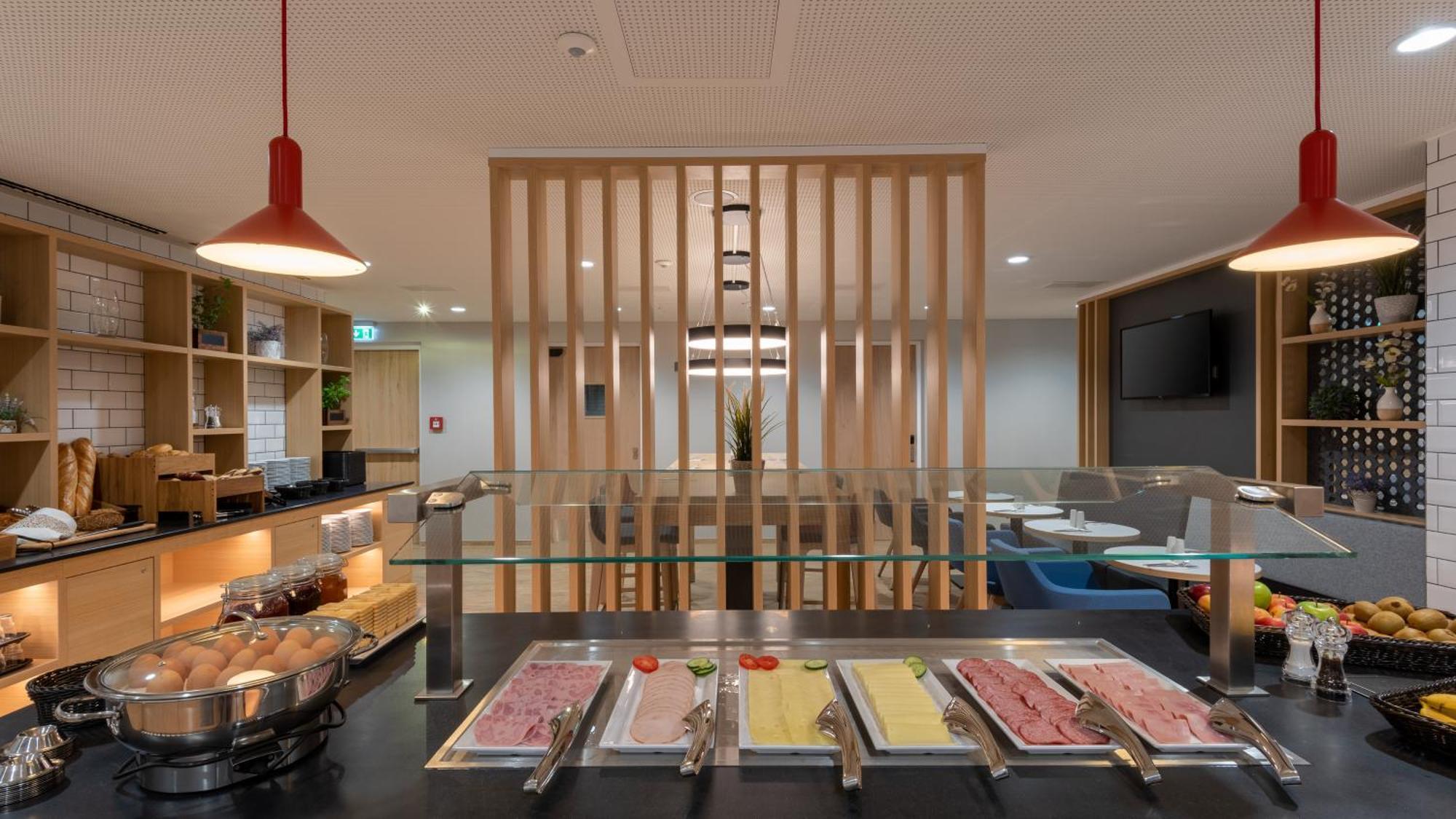 Holiday Inn Express - Hamburg South A7-As42 By Ihg إغيستورف المظهر الخارجي الصورة