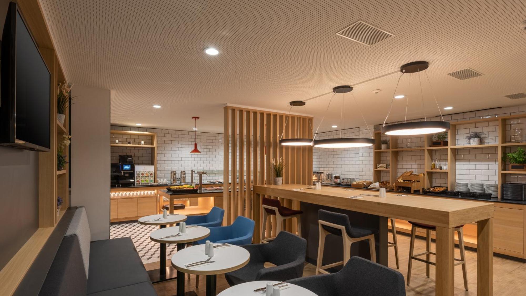 Holiday Inn Express - Hamburg South A7-As42 By Ihg إغيستورف المظهر الخارجي الصورة