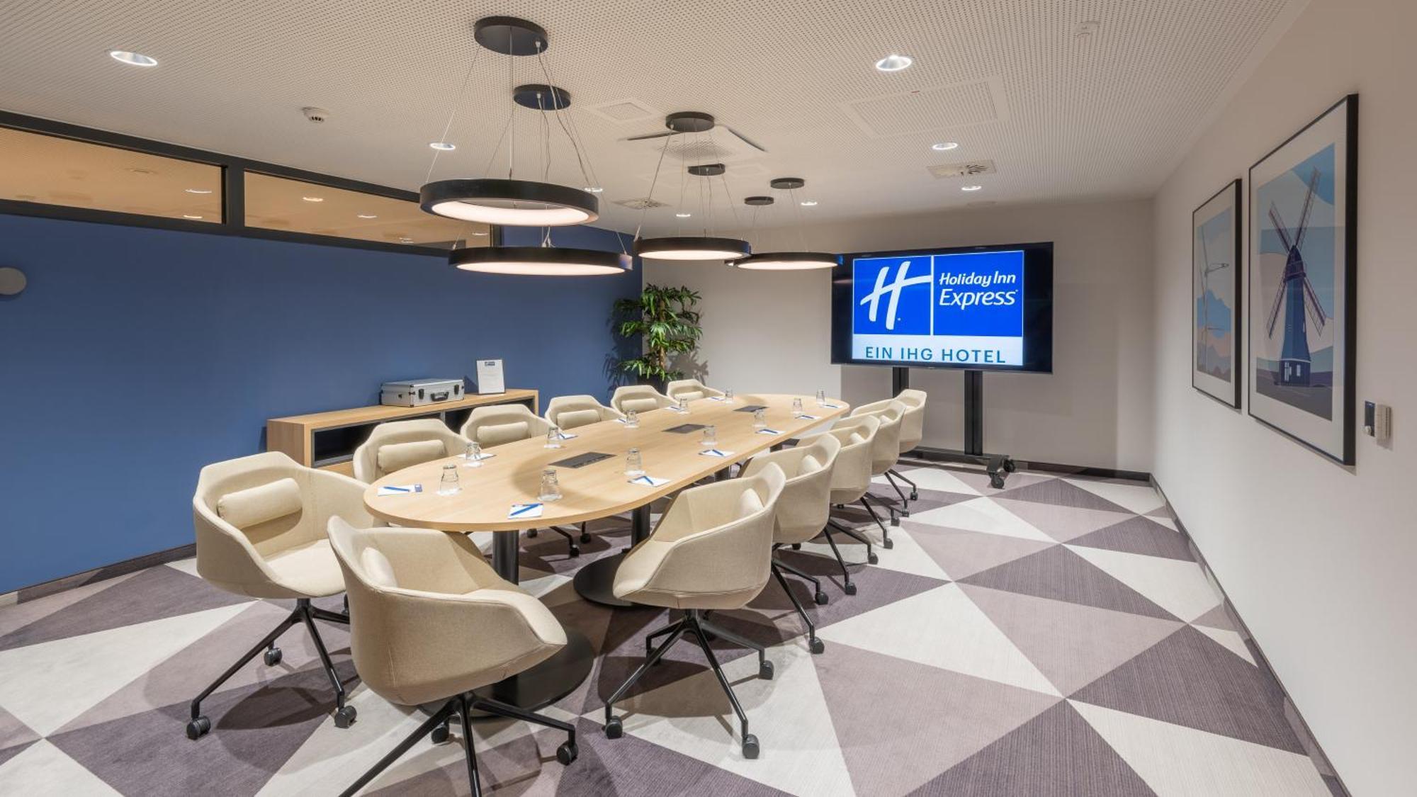 Holiday Inn Express - Hamburg South A7-As42 By Ihg إغيستورف المظهر الخارجي الصورة